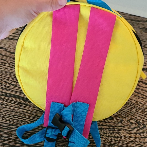 Sassy backpack latch - Picture 4 of 4